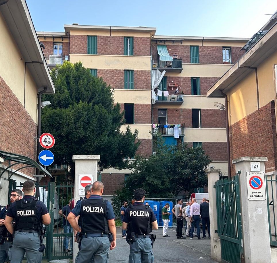 NUOVI SGOMBERI NEL COMPLESSO DI CORSO GROSSETO-VIA SOSPELLO